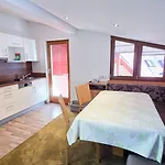 Marlen Apartament *